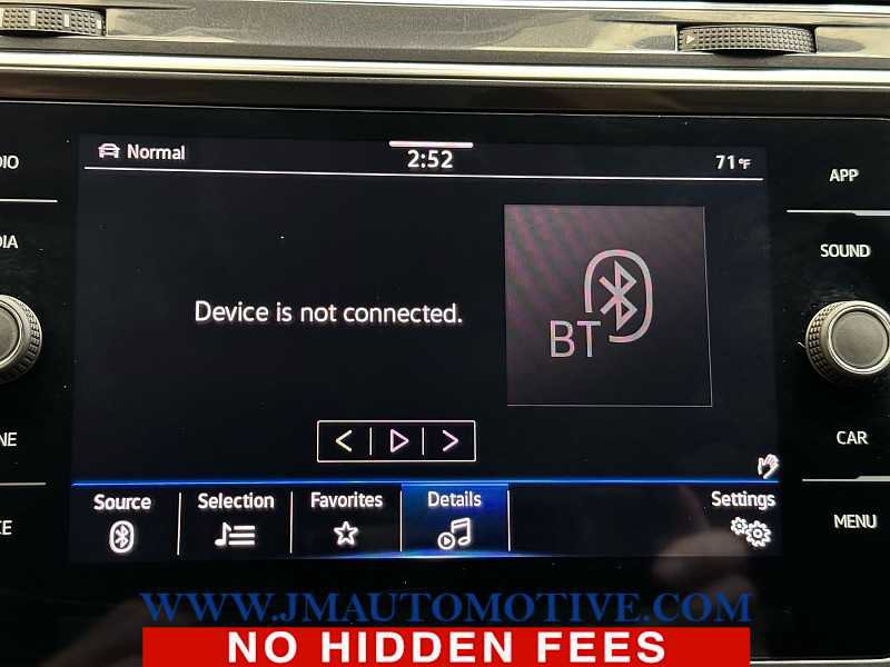 Used 2022 Volkswagen Tiguan SE image 23