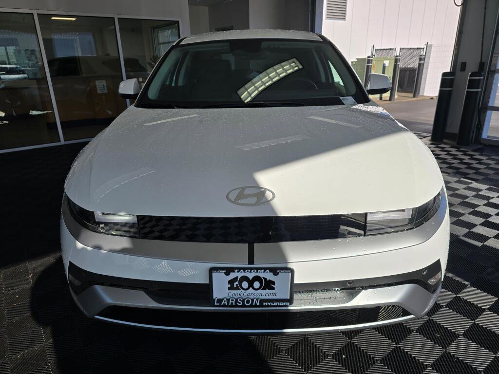 New 2026 Hyundai Ioniq 5 SEL image 9