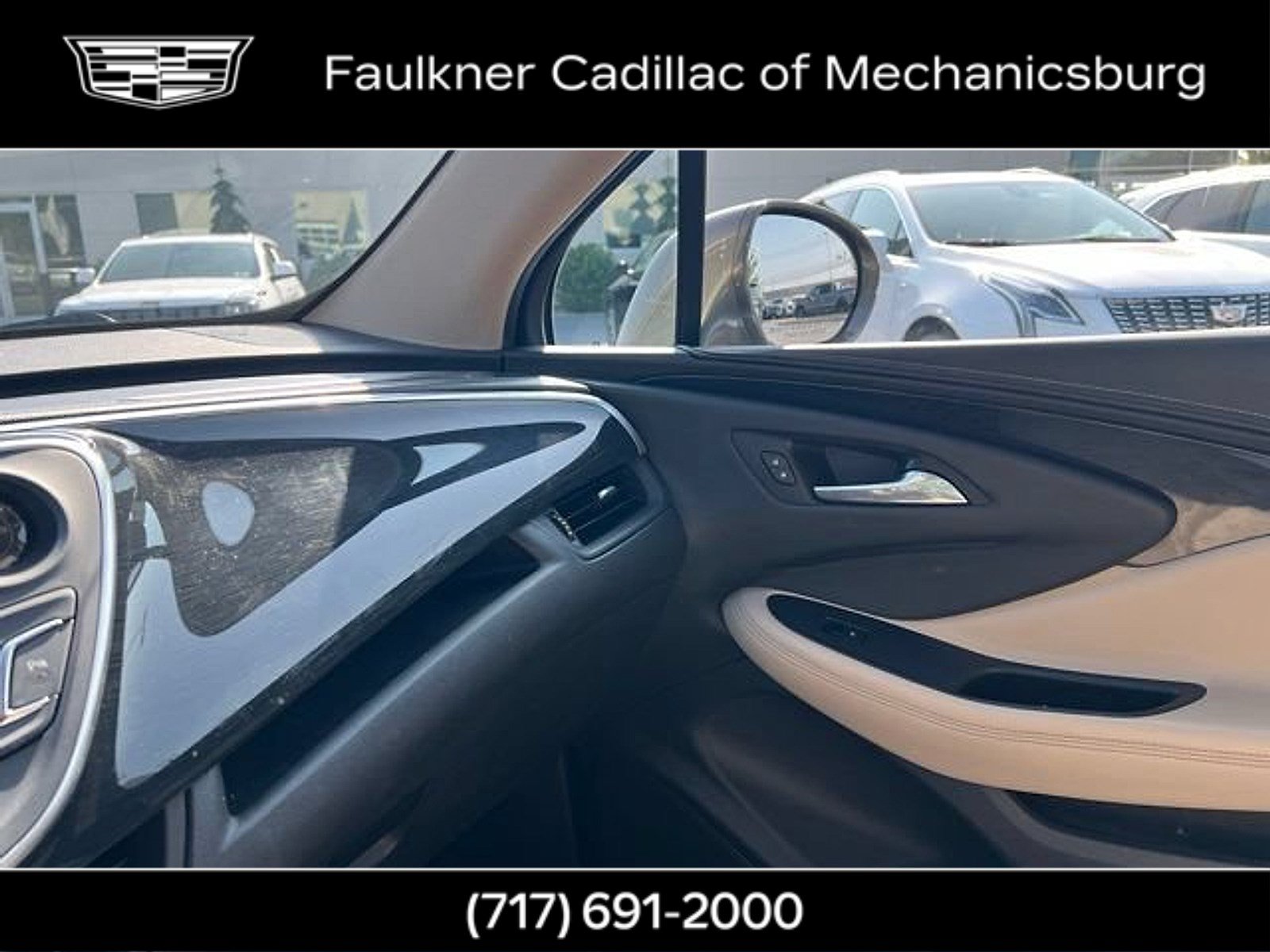 Used 2017 Buick Envision Essence FWD image 27