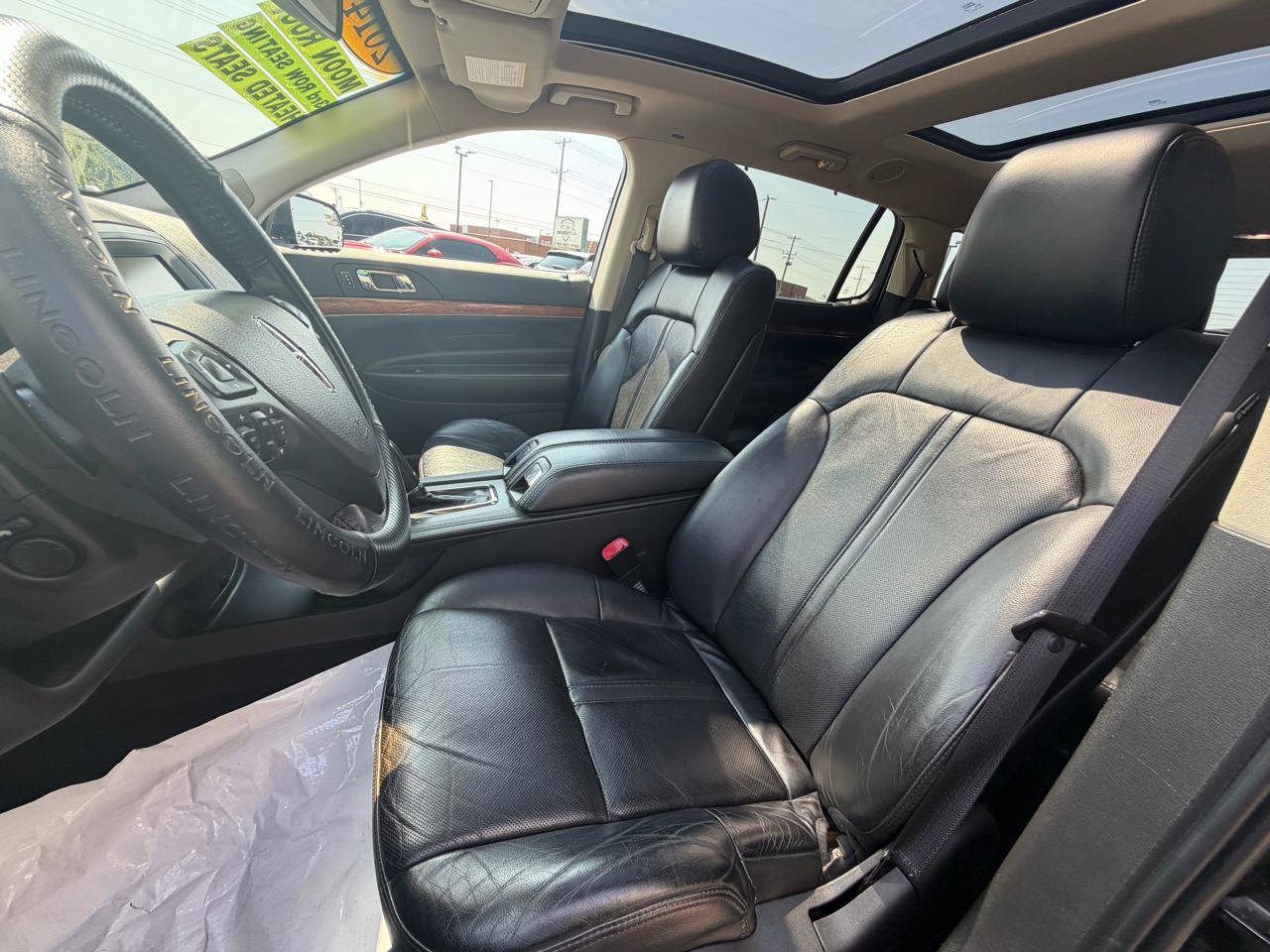 Used 2014 Lincoln MKT AWD image 24