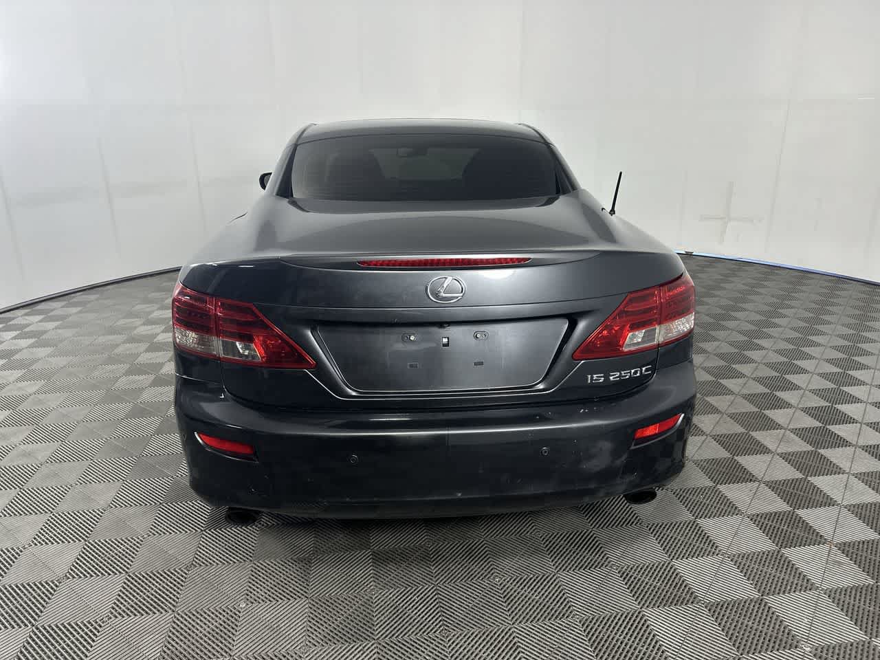 Used 2011 Lexus IS 250C w/ Luxury Pkg RWD image 7