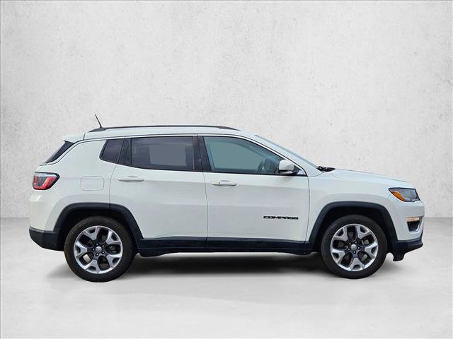 Used 2019 Jeep Compass Limited FWD image 4