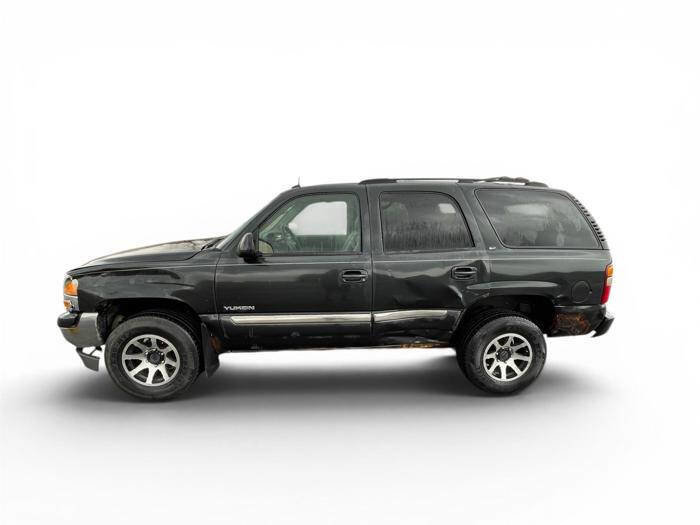 Used 2003 GMC Yukon SLT w/ 1SD Preferred Equipment Group AWD/4WD image 2