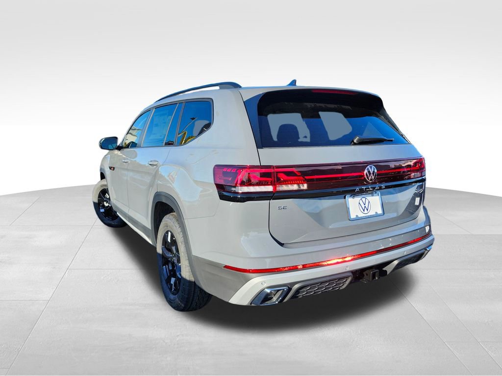 New 2026 Volkswagen Atlas Peak Edition image 4