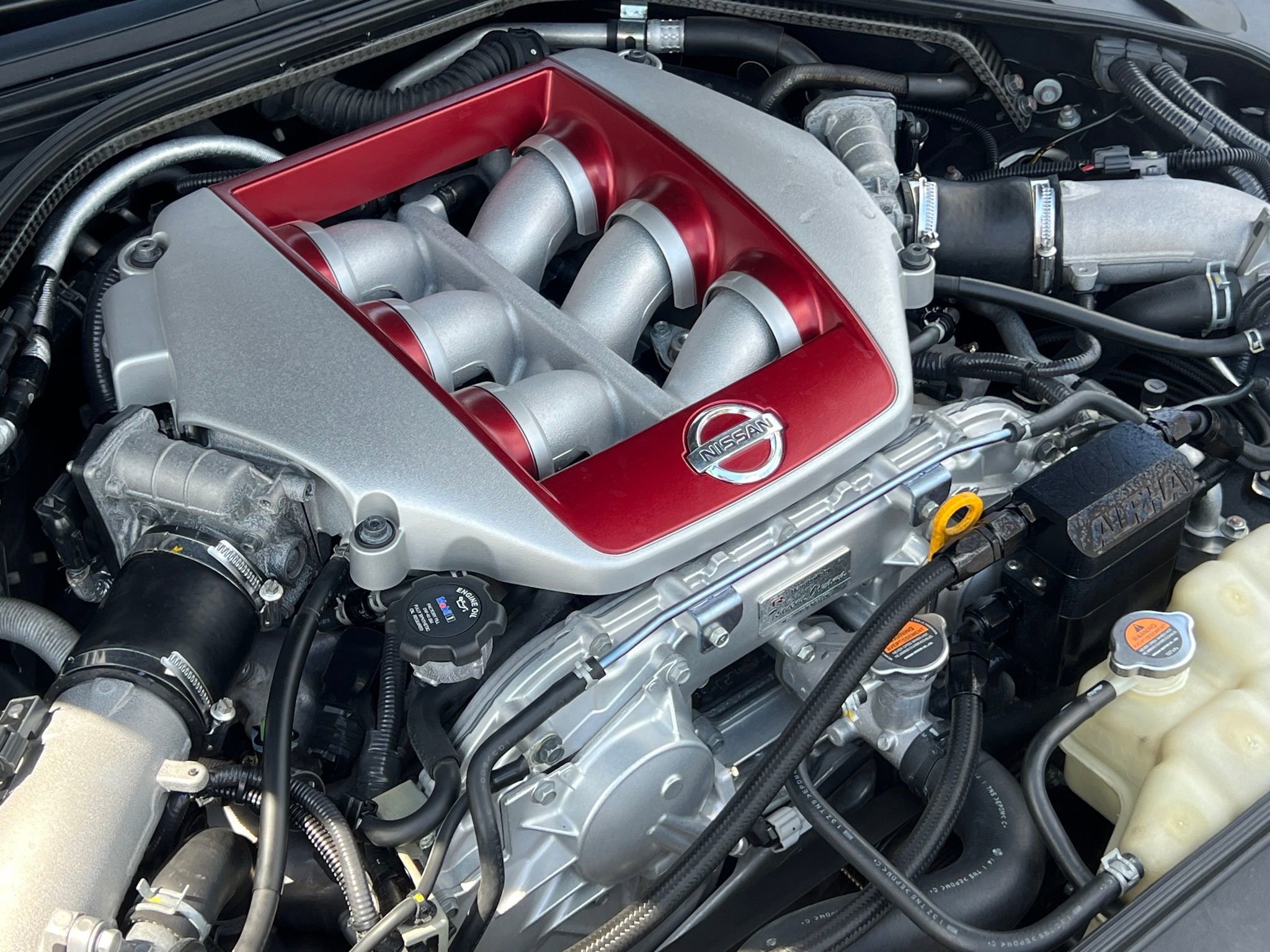 Used 2015 Nissan GT-R Black Edition image 40