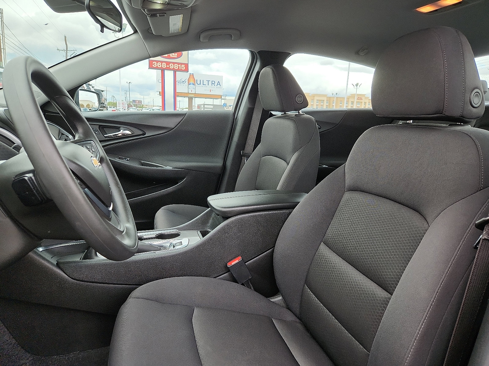 Used 2025 Chevrolet Malibu LT image 11