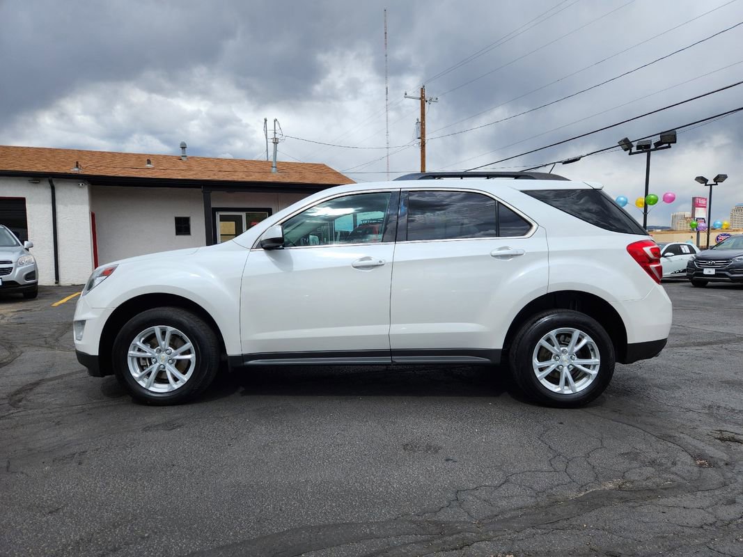 Used 2017 Chevrolet Equinox LT w/ Convenience Package image 4
