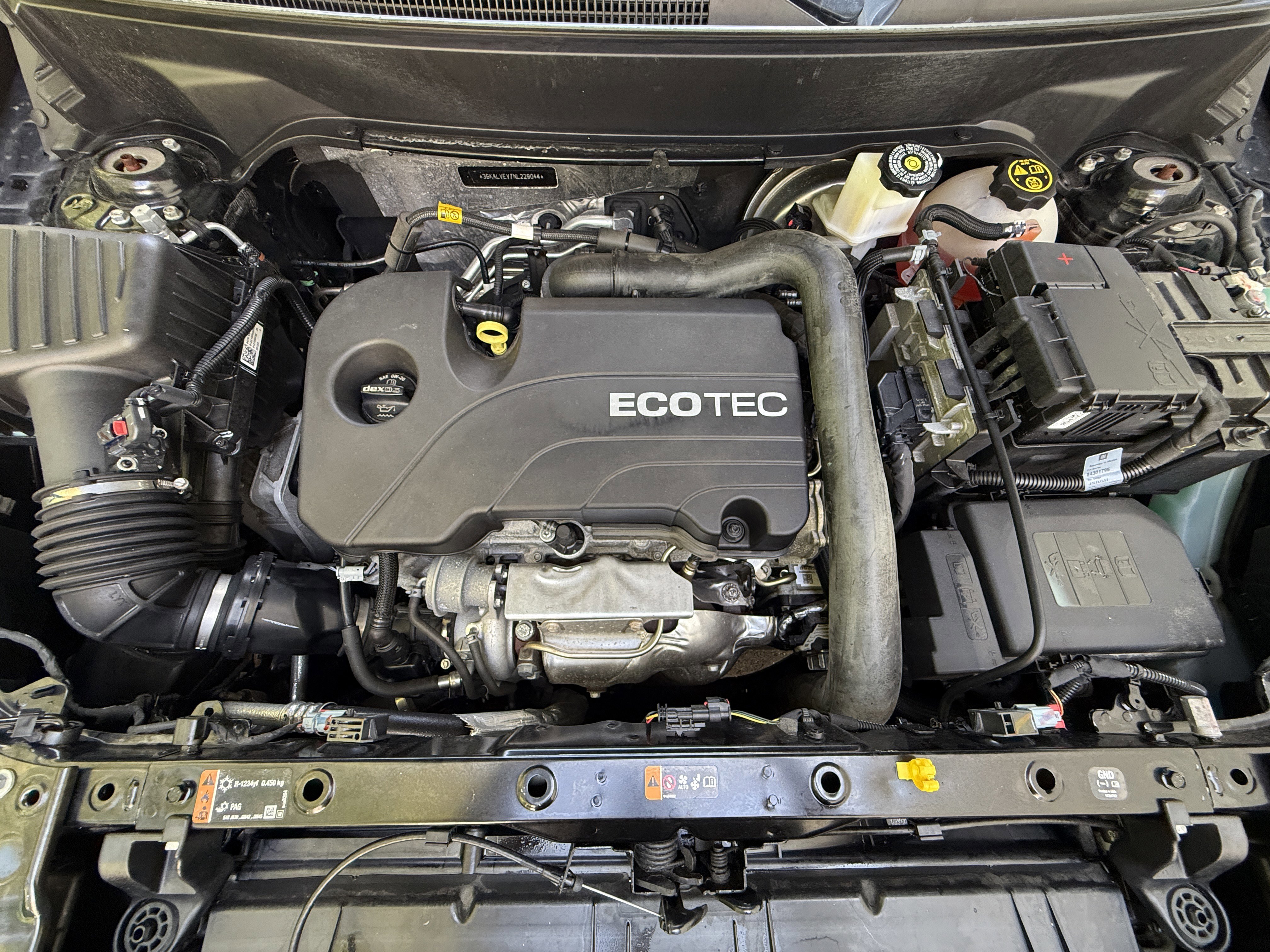 Used 2022 GMC Terrain SLT image 38