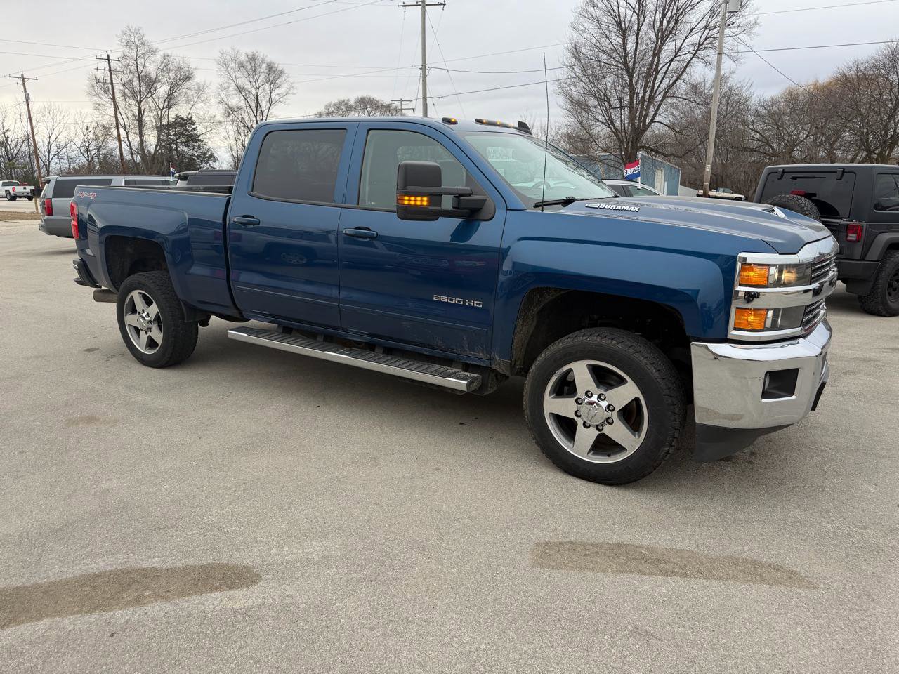 Used 2017 Chevrolet Silverado 2500 LT w/ LT Convenience Package image 12