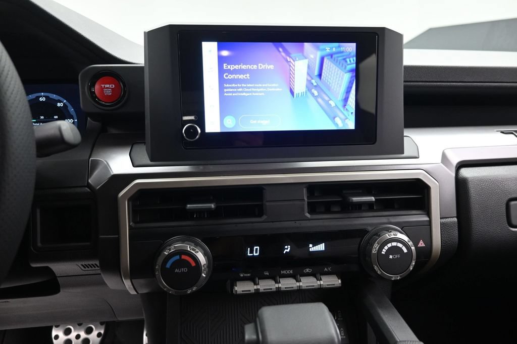 Used 2025 Toyota Tacoma TRD Sport AWD/4WD image 17