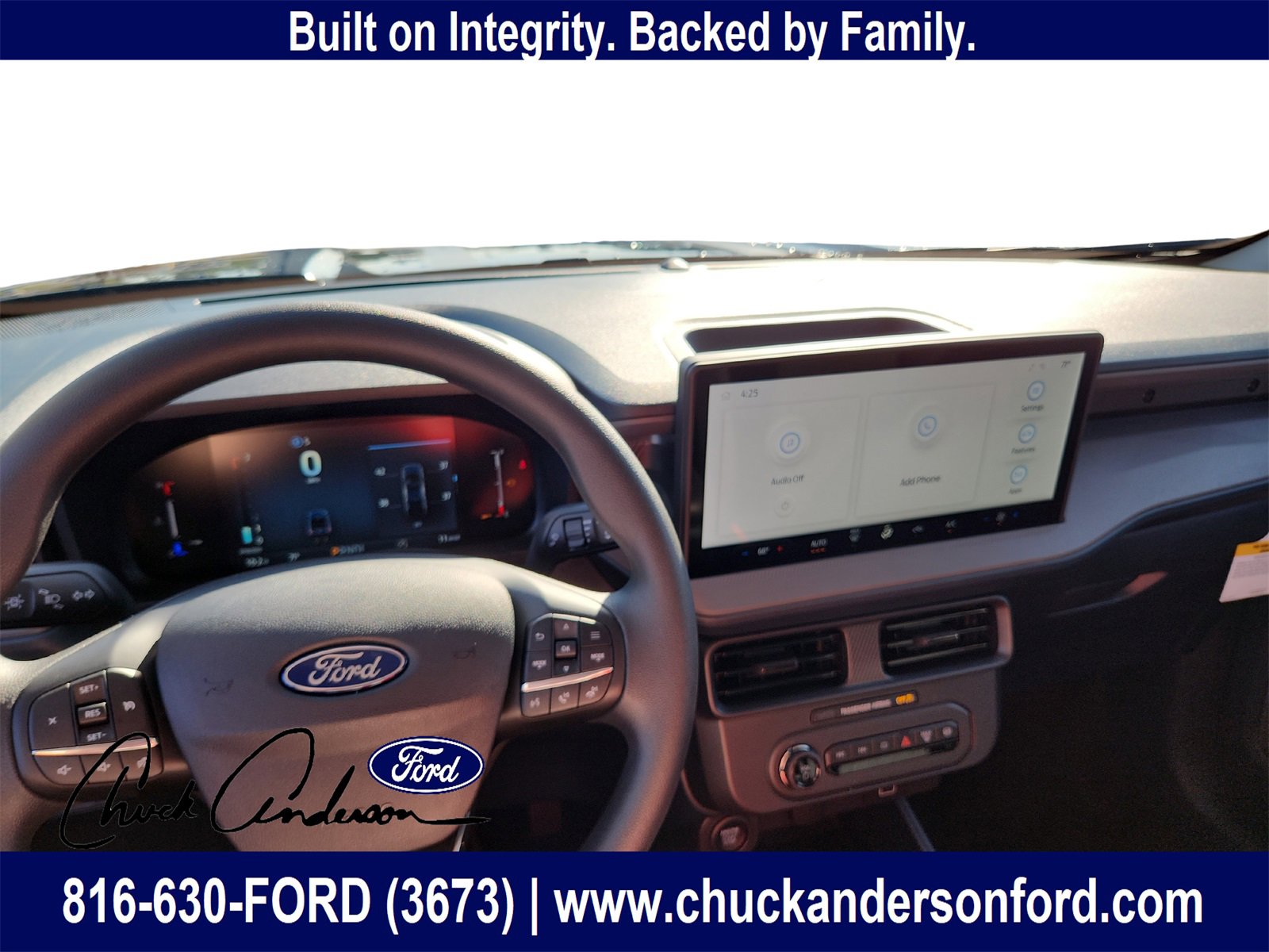 New 2025 Ford Maverick XLT w/ Black Appearance Package image 18