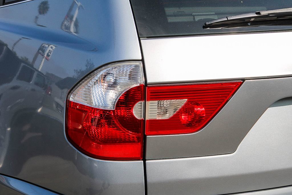 Used 2006 BMW X3 3.0i image 7