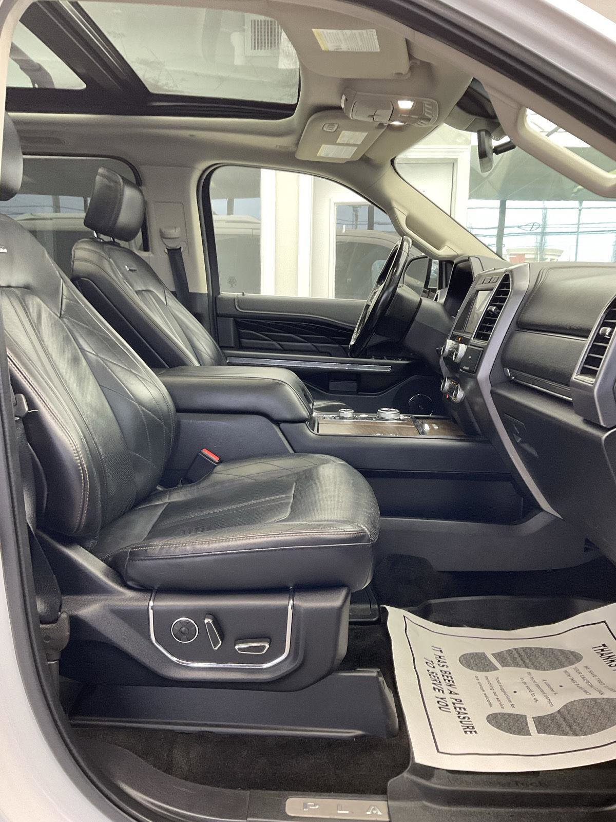 Used 2018 Ford Expedition Platinum image 10