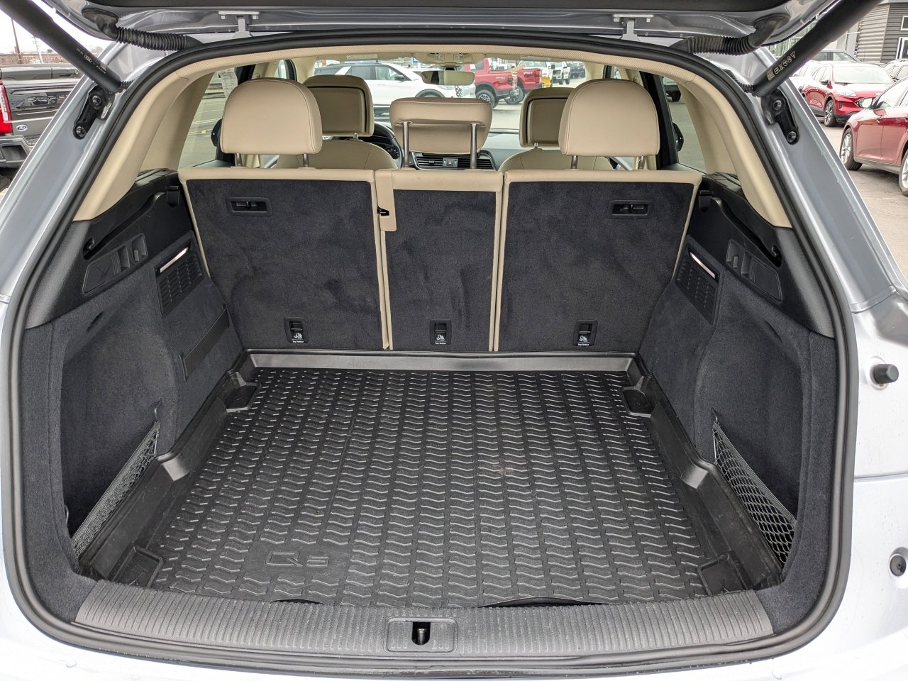 Used 2021 Audi Q5 Premium image 14