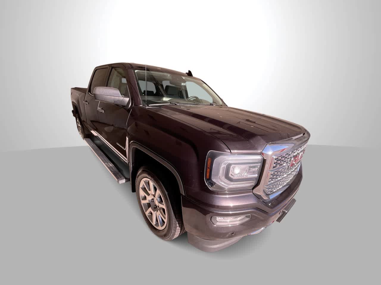 Used 2016 GMC Sierra 1500 Denali w/ Enhanced Driver Alert Package AWD/4WD image 2