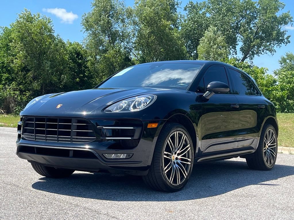 Used 2016 Porsche Macan Turbo AWD/4WD image 3