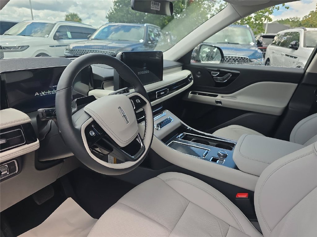 New 2027 Lincoln Aviator Reserve RWD image 15