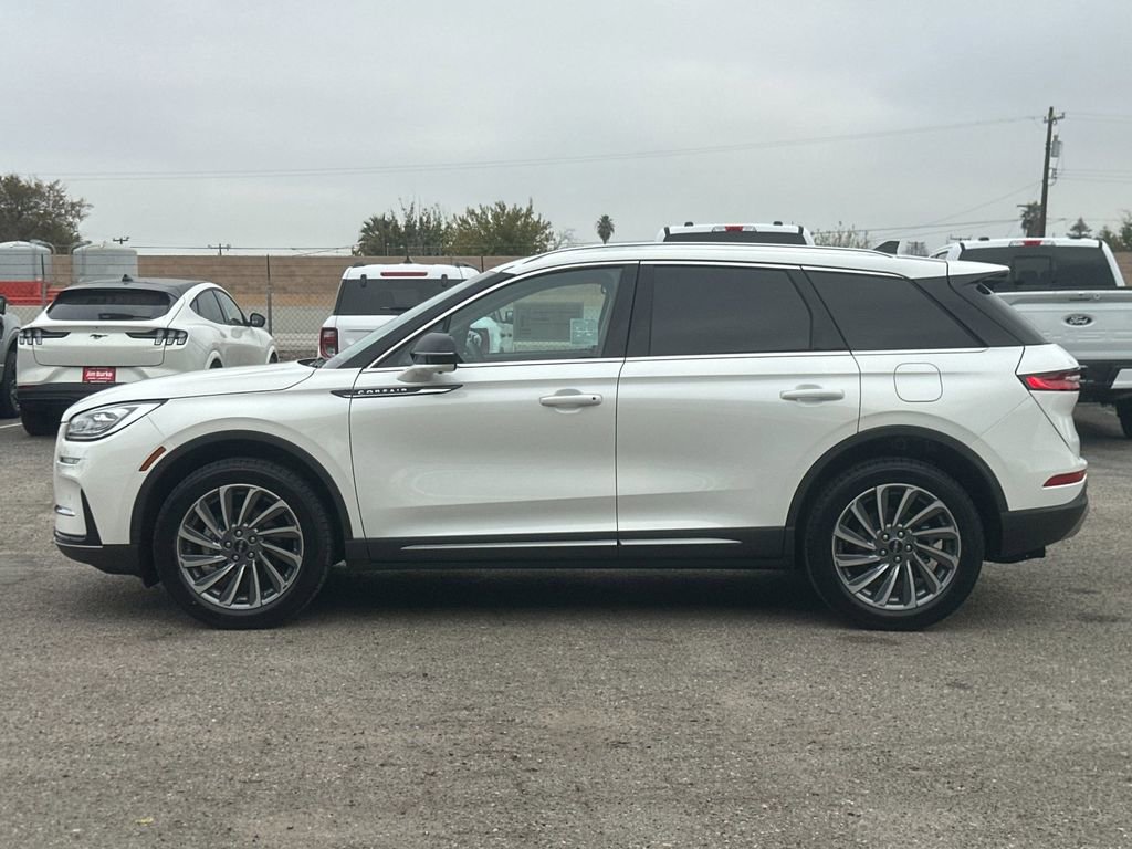 Certified 2023 Lincoln Corsair Reserve w/ Equipment Group 201A image 8