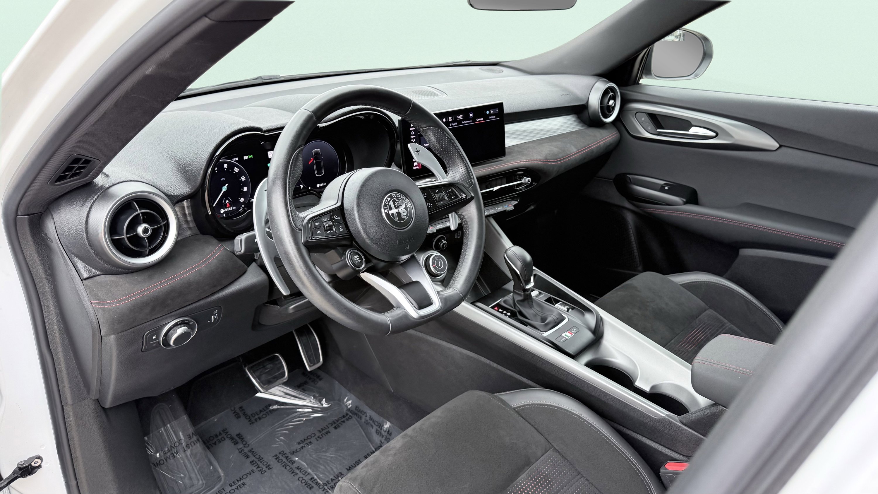 Used 2024 Alfa Romeo Tonale Veloce image 26