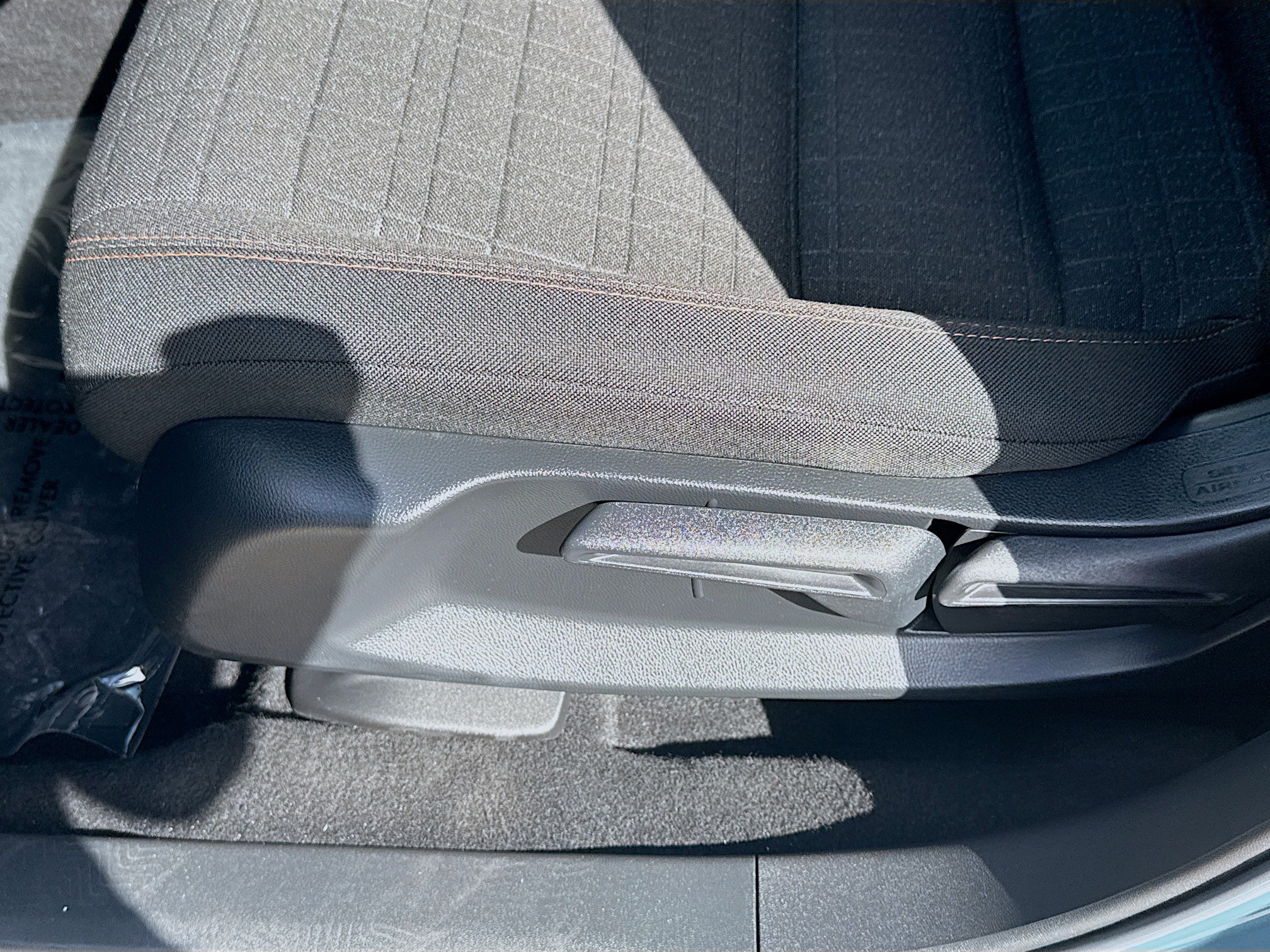 Certified 2025 Honda HR-V Sport image 17