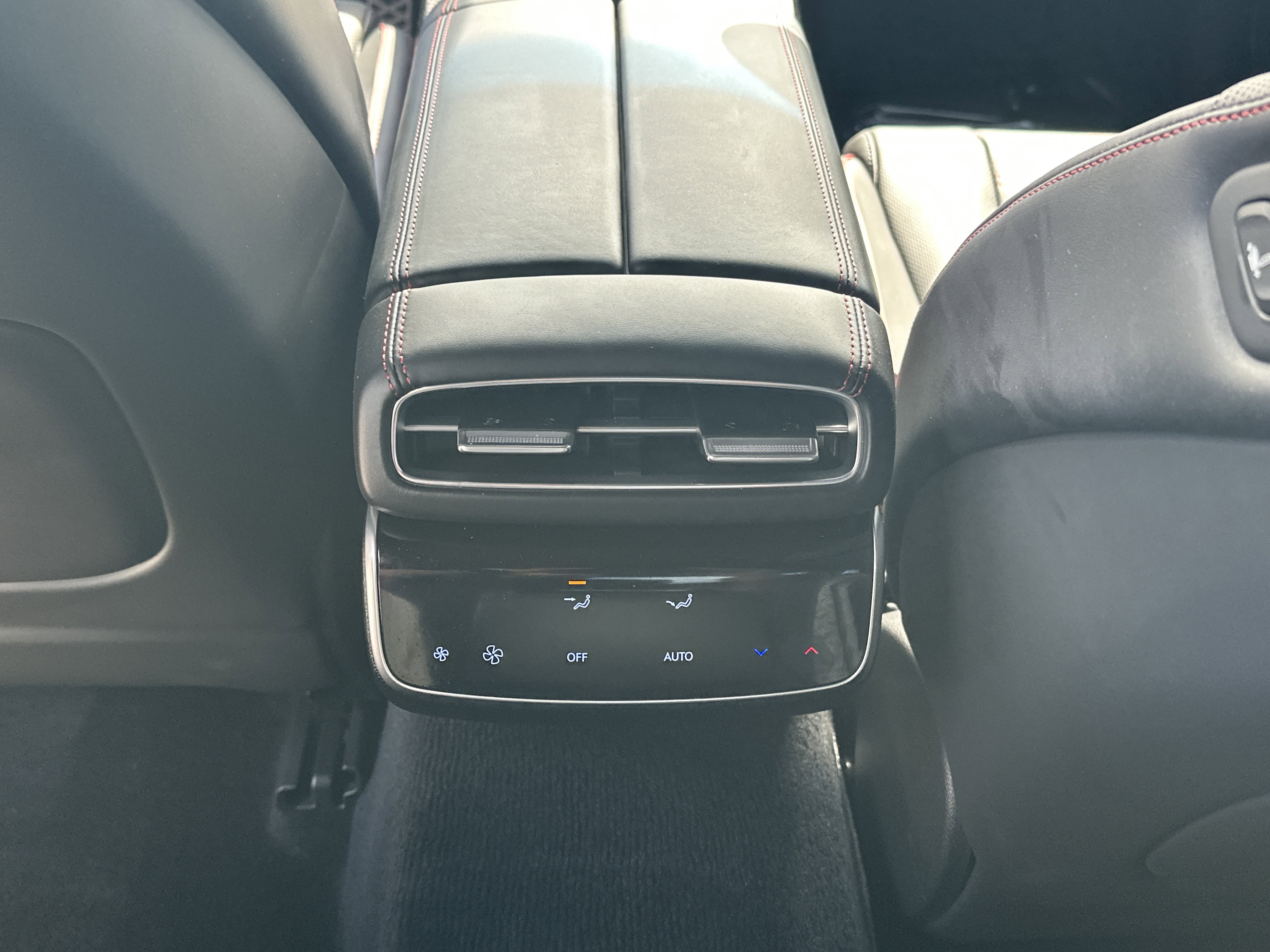 Certified 2025 Genesis G80 3.5T Sport Prestige image 15