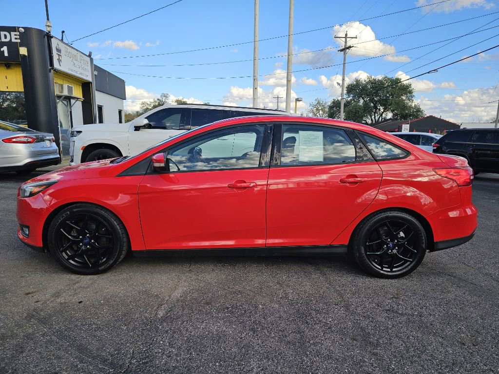 Used 2016 Ford Focus SE w/ Equipment Group 201A image 10