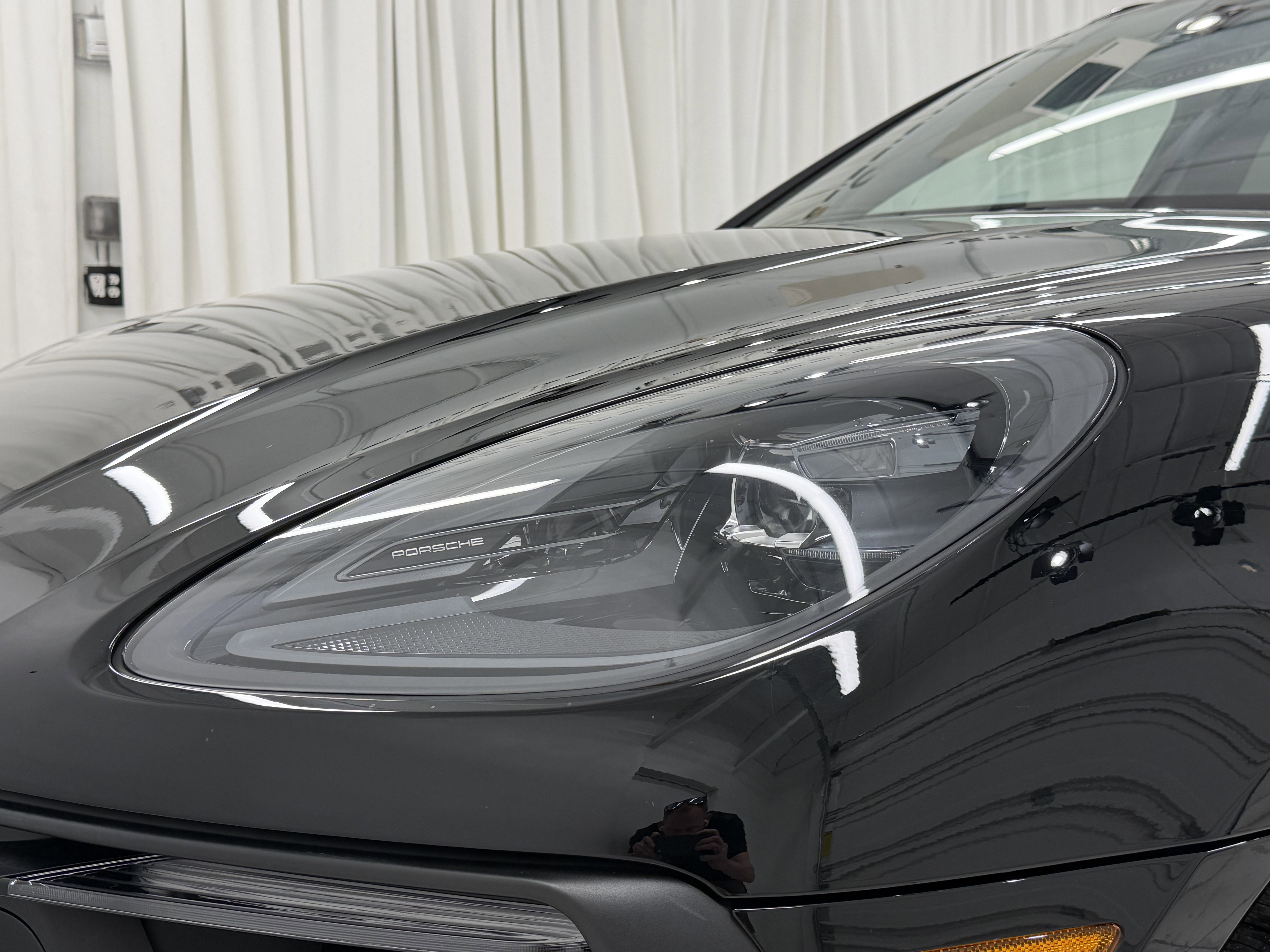 Certified 2024 Porsche Macan GTS image 17