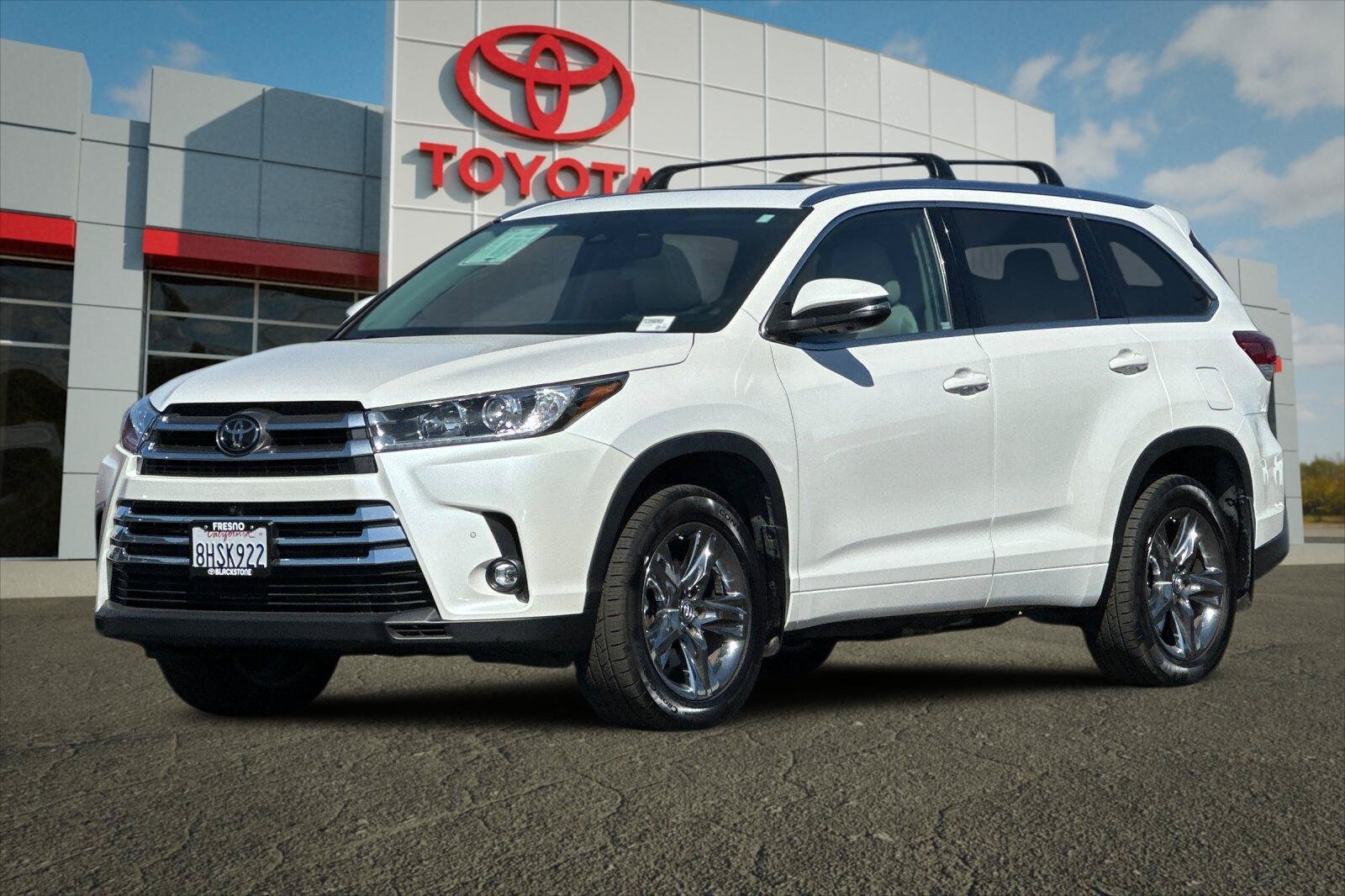 Certified 2019 Toyota Highlander Limited Platinum AWD/4WD image 7