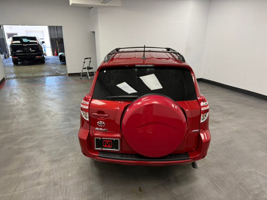 Used 2012 Toyota RAV4 4WD V6 w/ Tow Prep Pkg image 5