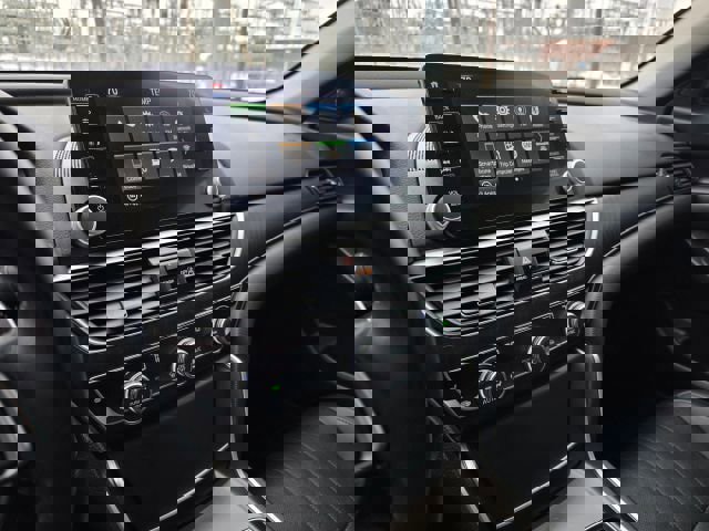 Used 2018 Honda Accord EX-L image 26