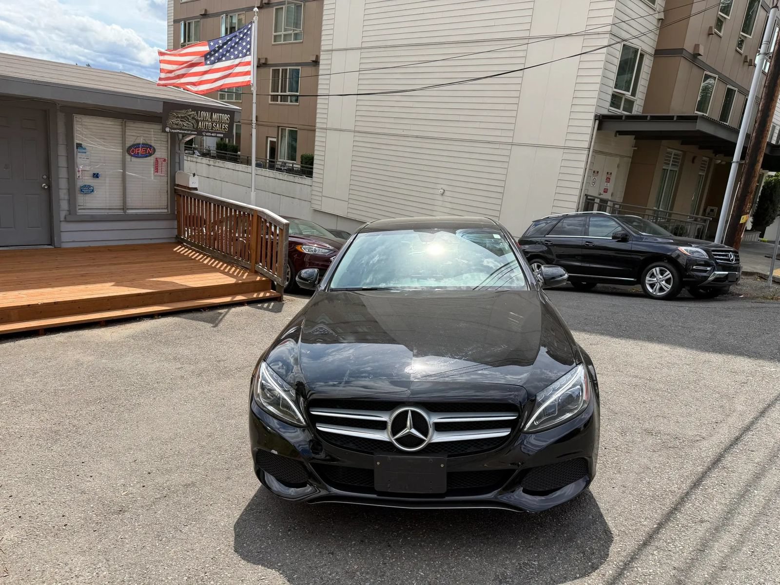 Used 2016 Mercedes-Benz C 300 4MATIC Sedan image 3