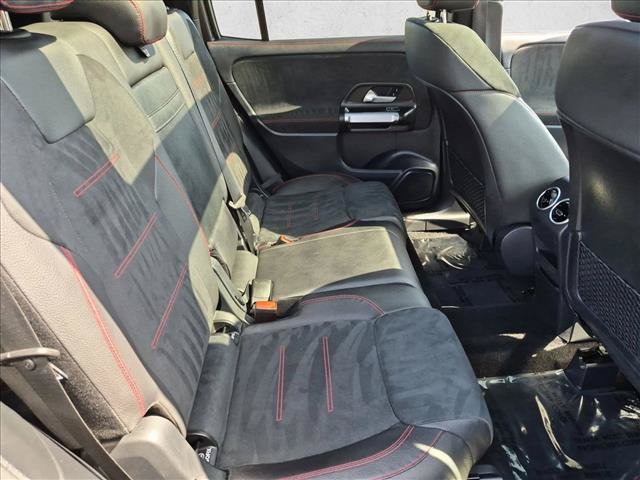 Used 2021 Mercedes-Benz GLB 250 4MATIC image 23