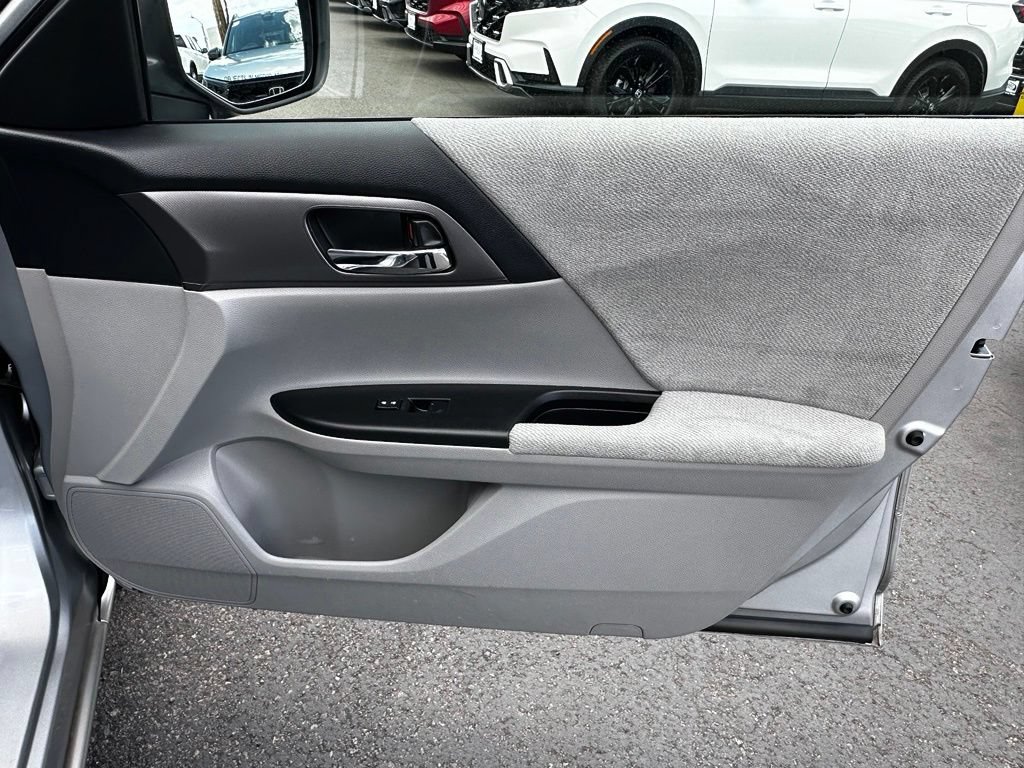 Used 2013 Honda Accord LX image 14