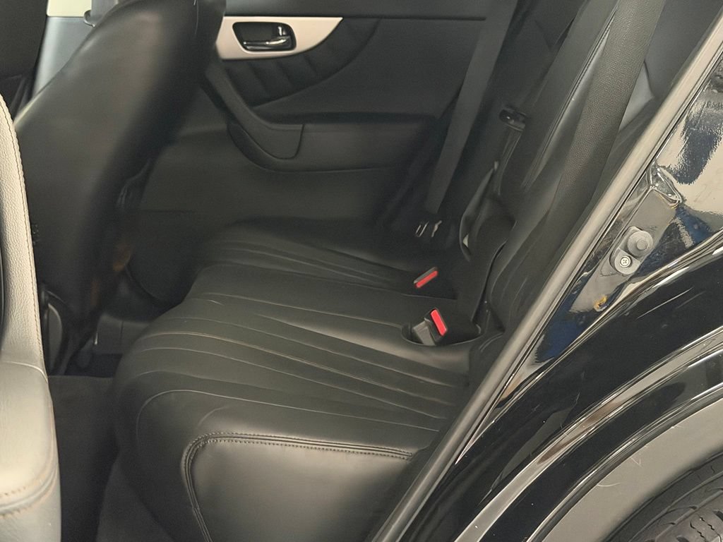 Used 2016 INFINITI QX70 AWD image 23