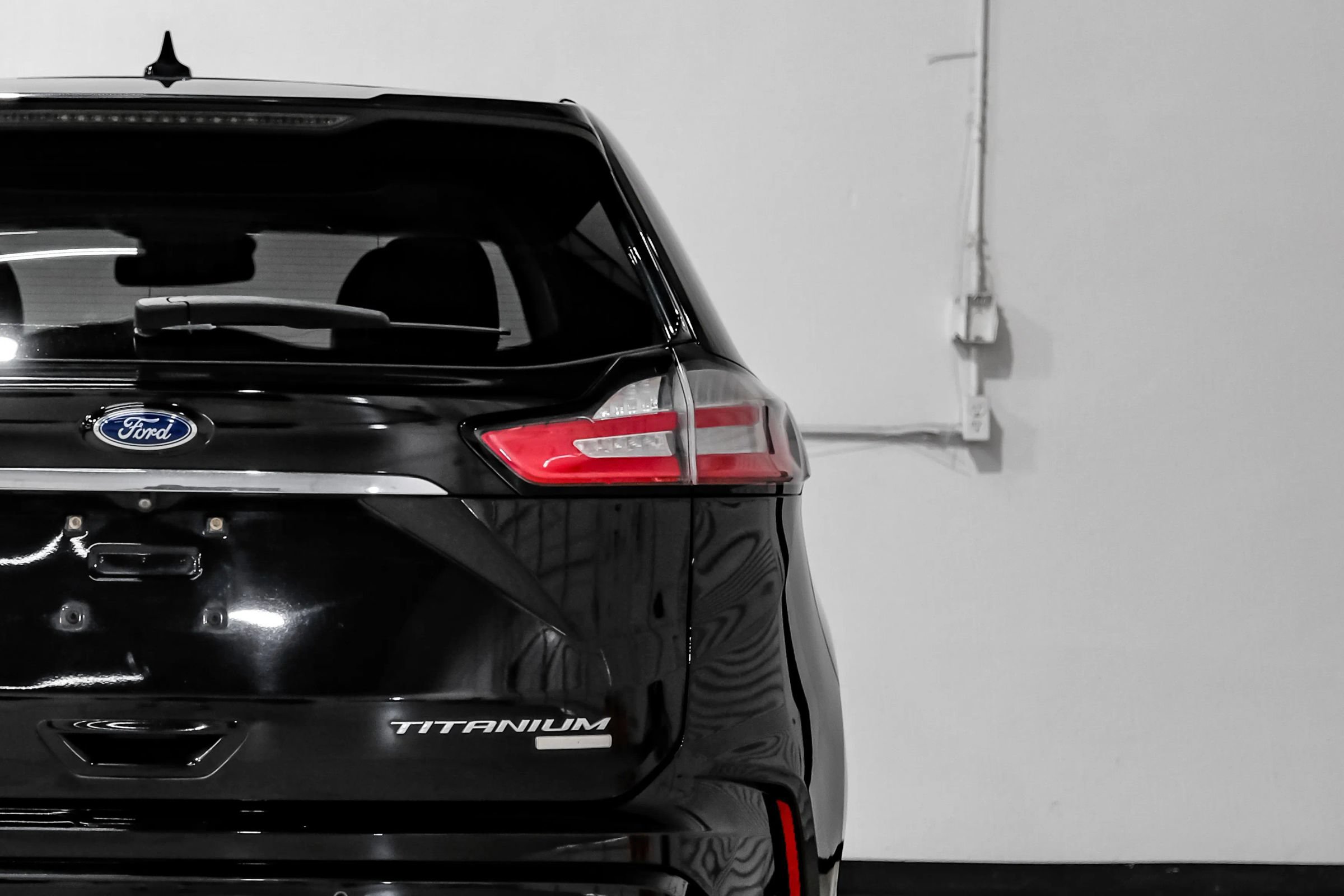 Used 2019 Ford Edge Titanium w/ Equipment Group 301A FWD image 63