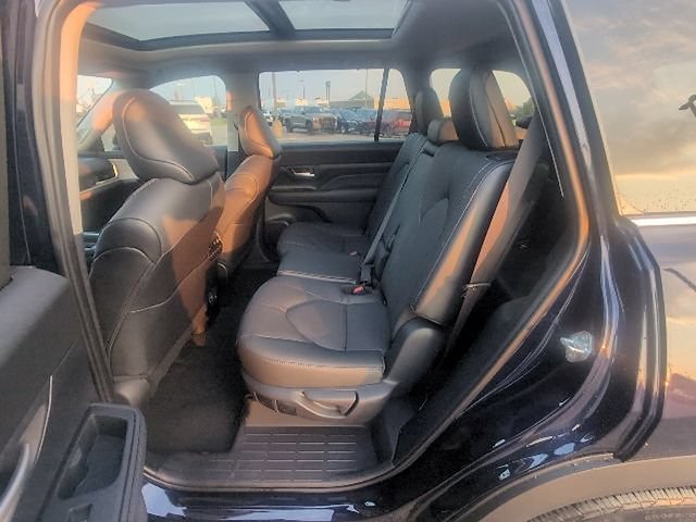 Used 2026 Toyota Grand Highlander FWD image 14