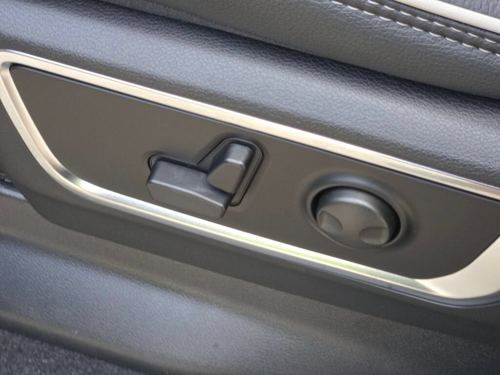New 2027 RAM 1500 Laramie w/ Night Edition AWD/4WD image 22