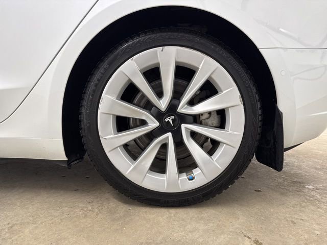 Used 2021 Tesla Model 3 Standard Range Plus image 10