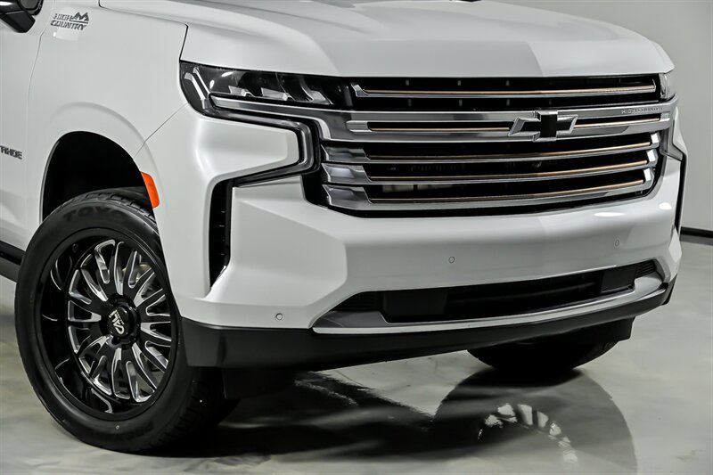 Used 2023 Chevrolet Tahoe High Country AWD/4WD image 2