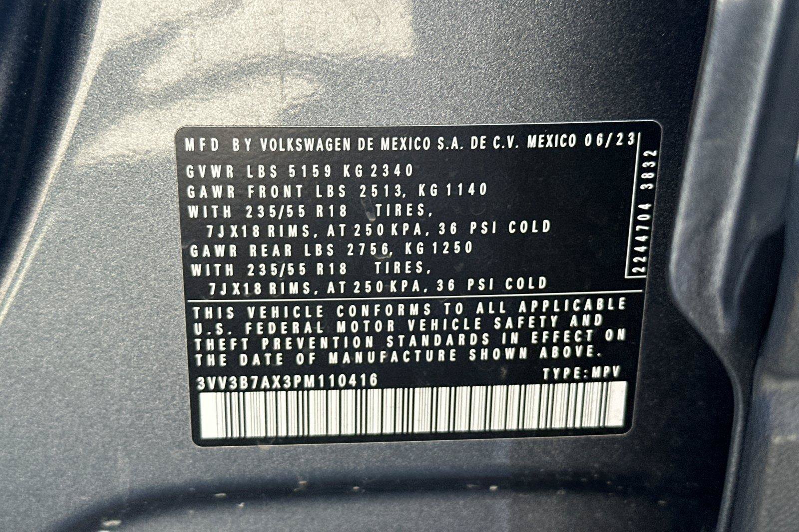 Certified 2023 Volkswagen Tiguan SE FWD image 30
