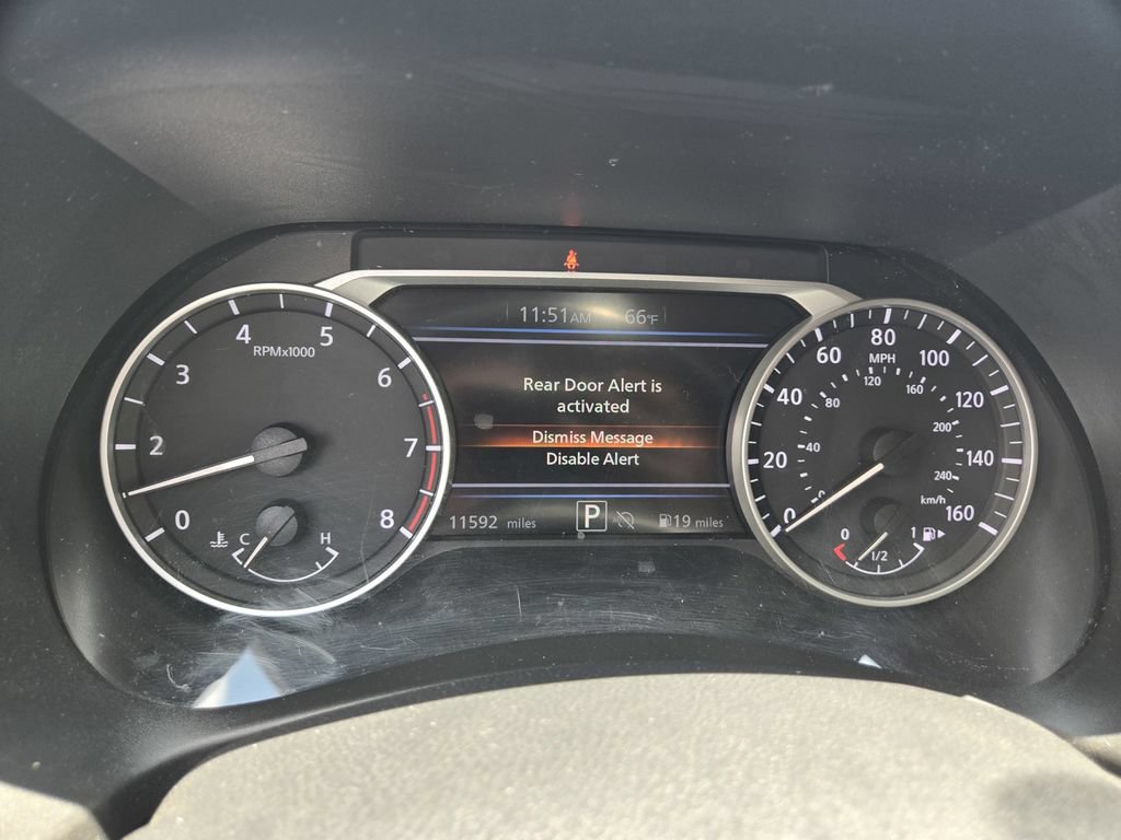 Certified 2024 Nissan Sentra SR FWD image 20