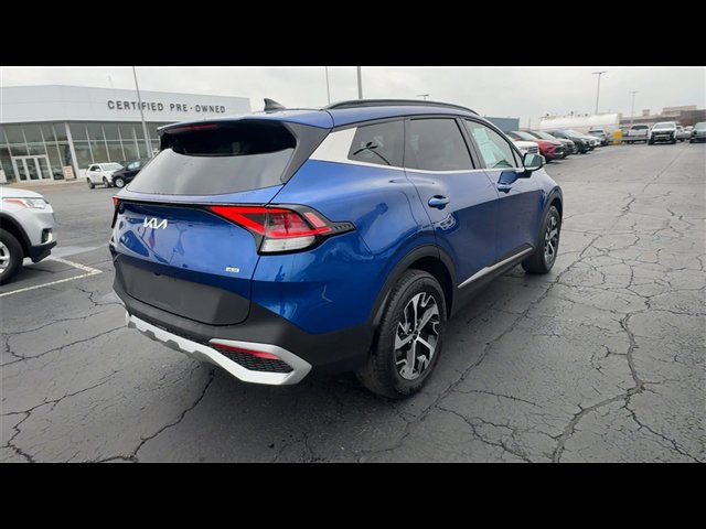 Used 2025 Kia Sportage EX w/ Premium Package image 8