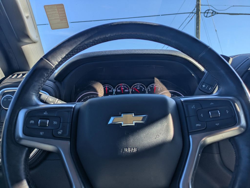 Used 2022 Chevrolet Silverado 1500 LT image 29