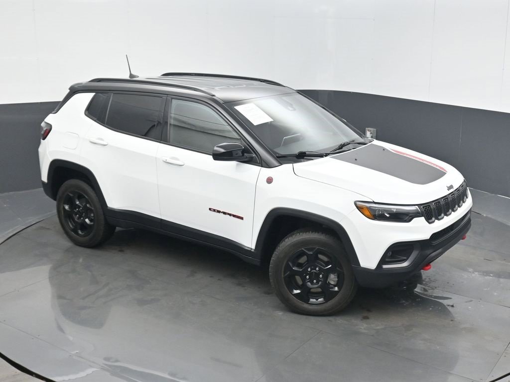 Used 2023 Jeep Compass Trailhawk w/ Trailhawk Elite Group image 38