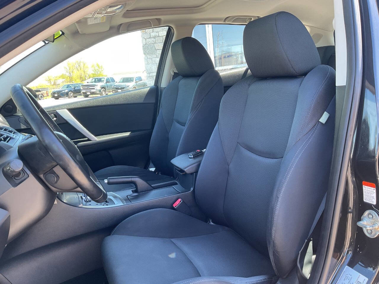 Used 2010 MAZDA MAZDA3 s Sport FWD image 15
