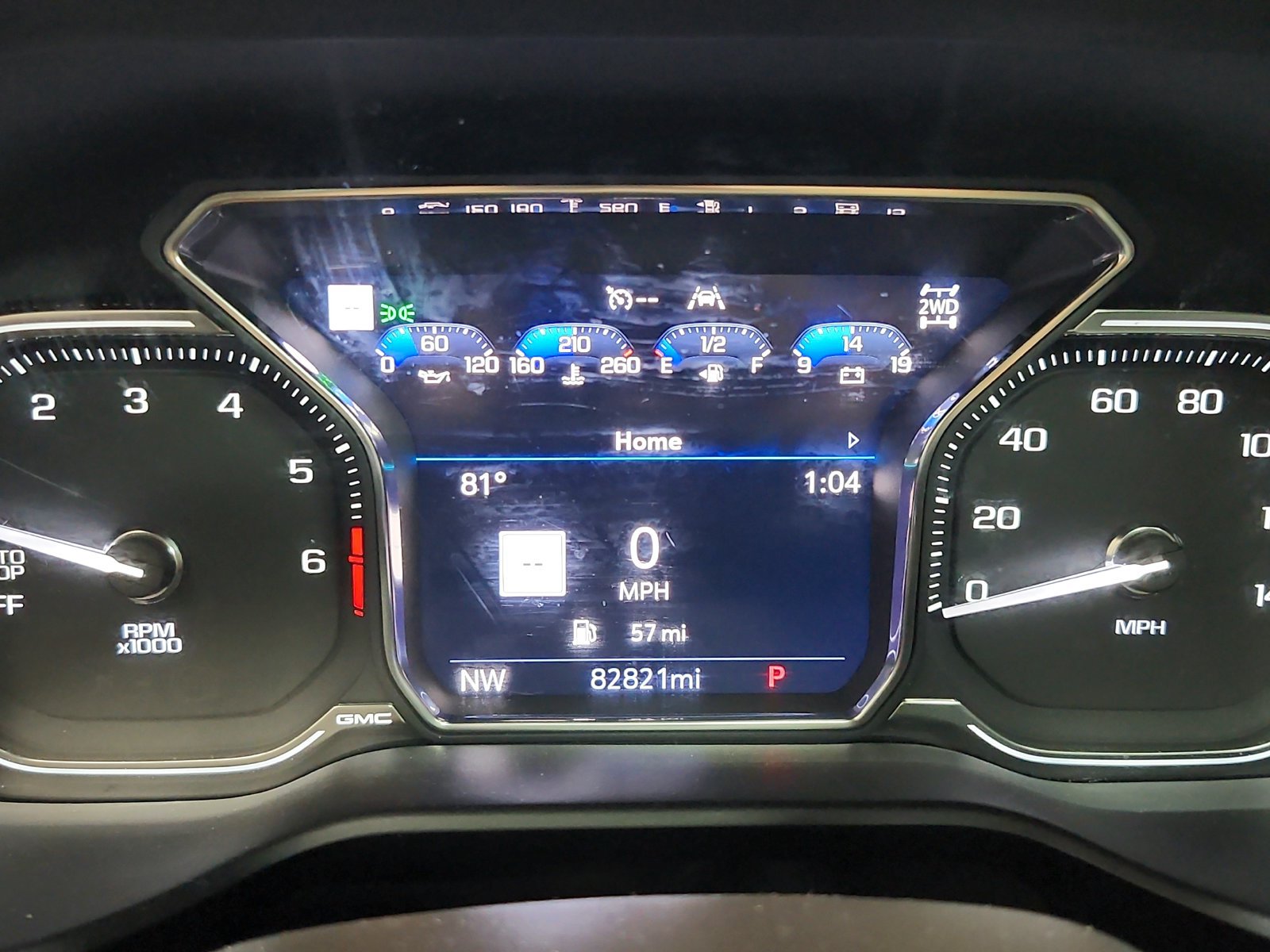 Used 2021 GMC Yukon Denali w/ Denali Premium Package AWD/4WD image 14