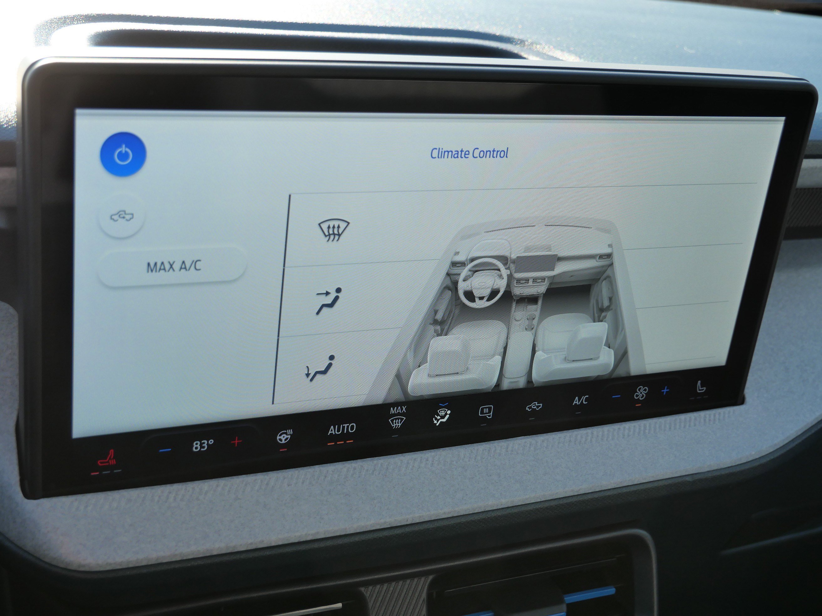 Used 2025 Ford Maverick XLT w/ XLT Luxury Package image 24