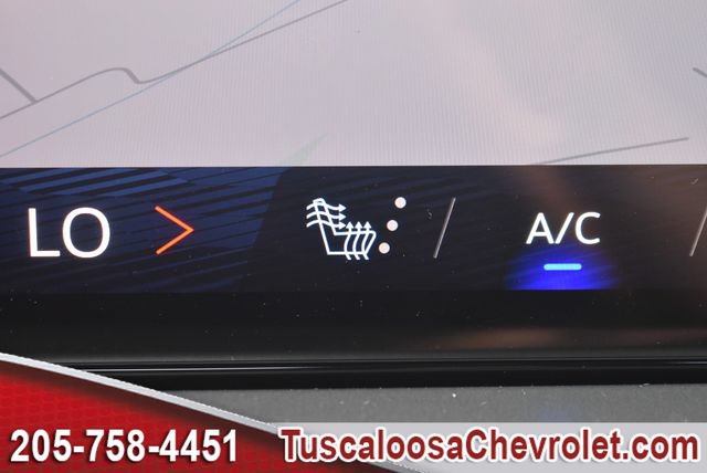 New 2026 Chevrolet Traverse LT w/ LPO, Floor Liner Package FWD image 31