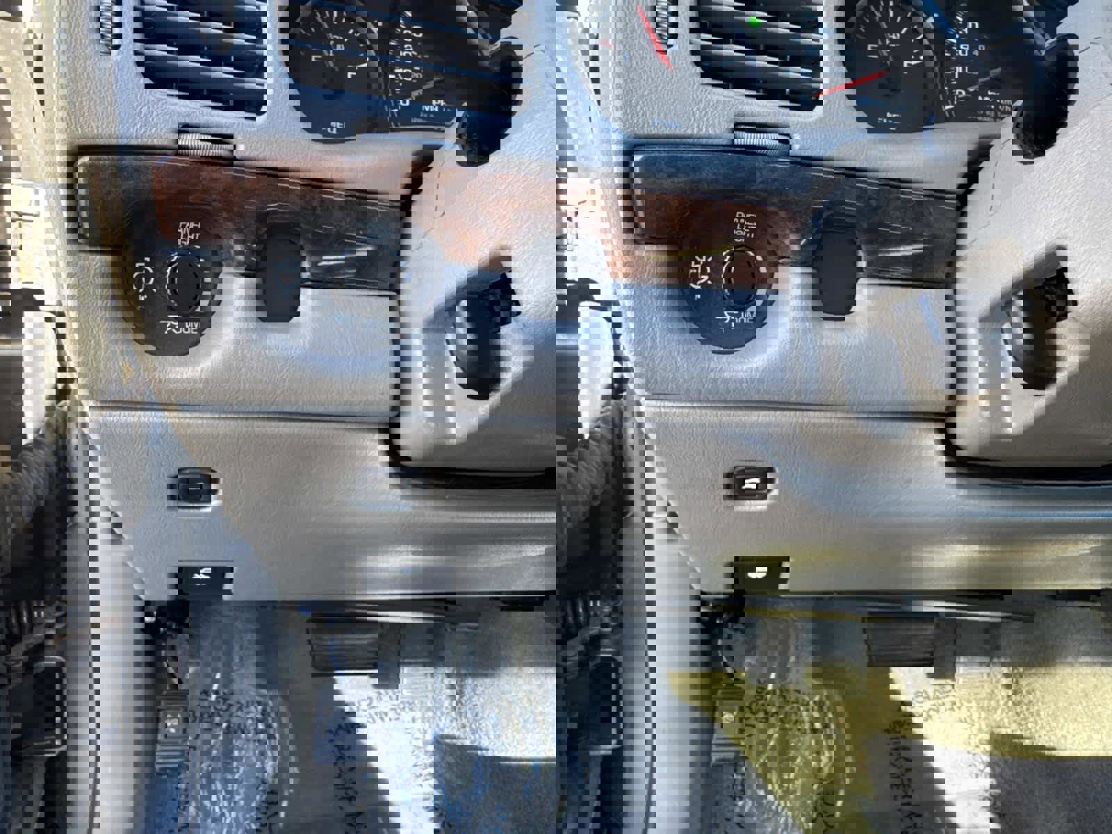 Used 2005 Chevrolet Impala w/ Preferred Equipment Group image 28