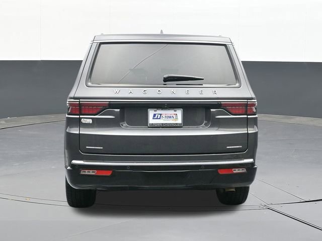 Used 2022 Jeep Wagoneer Series II w/ Convenience Group I image 12